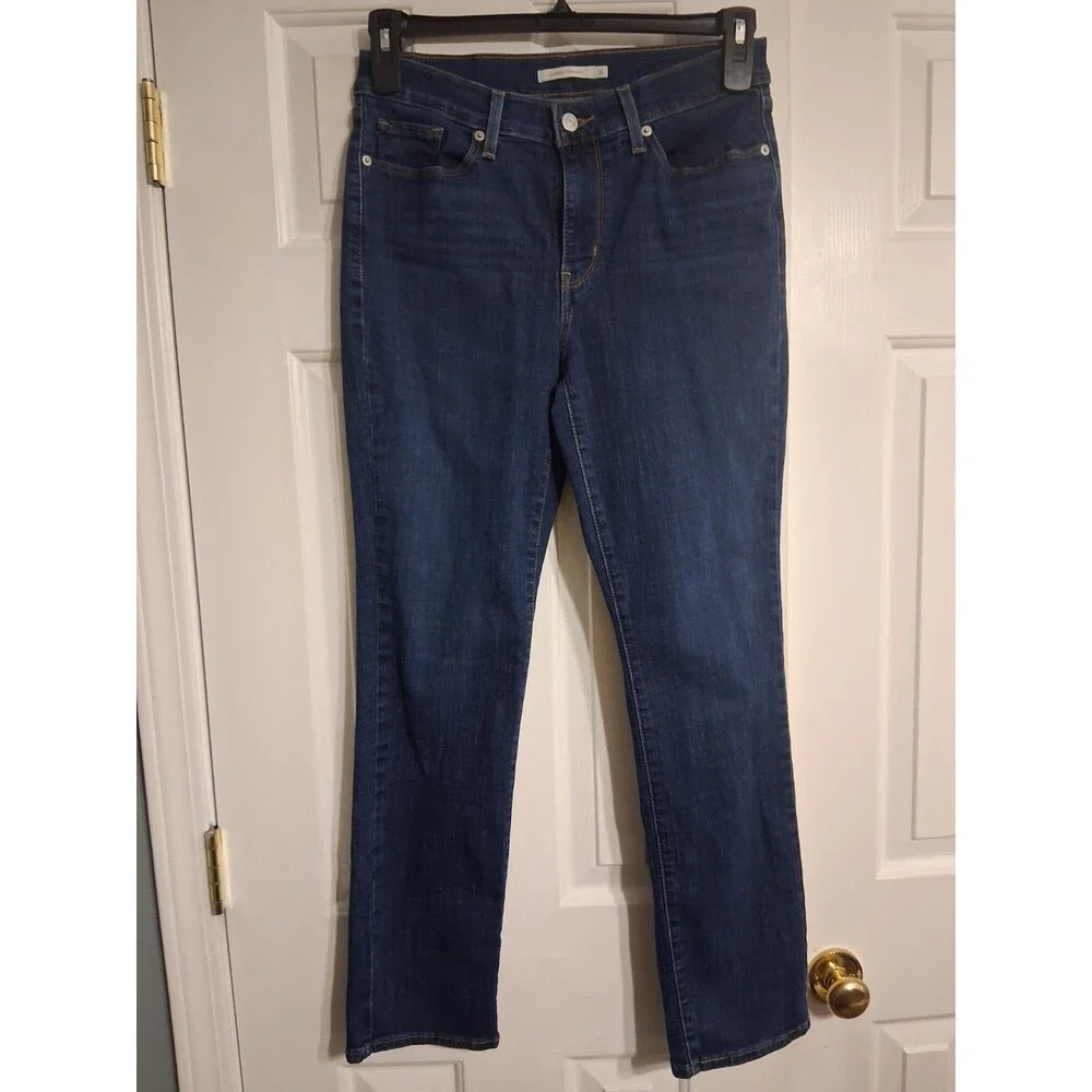 Women's Levi's Classic Straight Jeans Size 6 - Picture 4 of 6